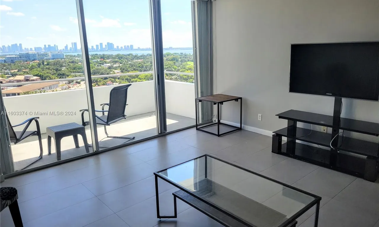 5161 Collins Ave # 1709, Miami Beach FL 33140