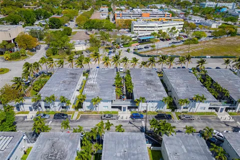 16651 NE 18th Ave 09 # 65, North Miami Beach FL 33162