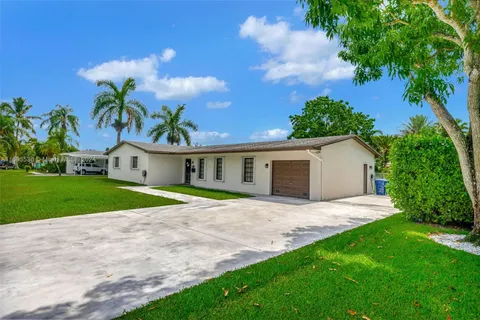 15735 SW 89th Ave, Palmetto Bay FL 33157