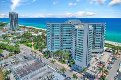 7135 Collins Ave # 501, Miami Beach FL 33141