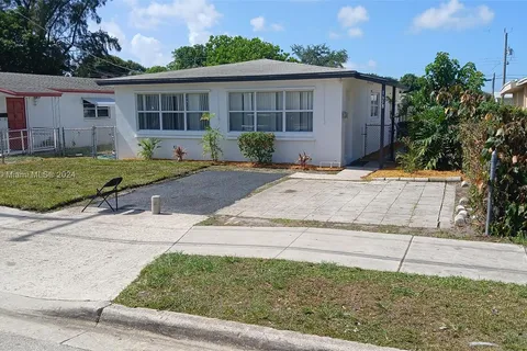 1658 W 10th St, Riviera Beach FL 33404