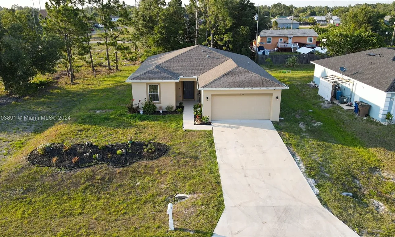 4312 7th St SW, Lehigh Acres FL 33976