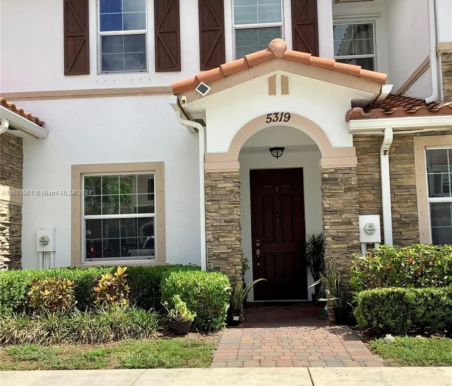 5319 Ashley River Rd, West Palm Beach FL 33417
