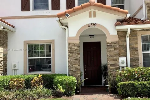 5319 Ashley River Rd, West Palm Beach FL 33417