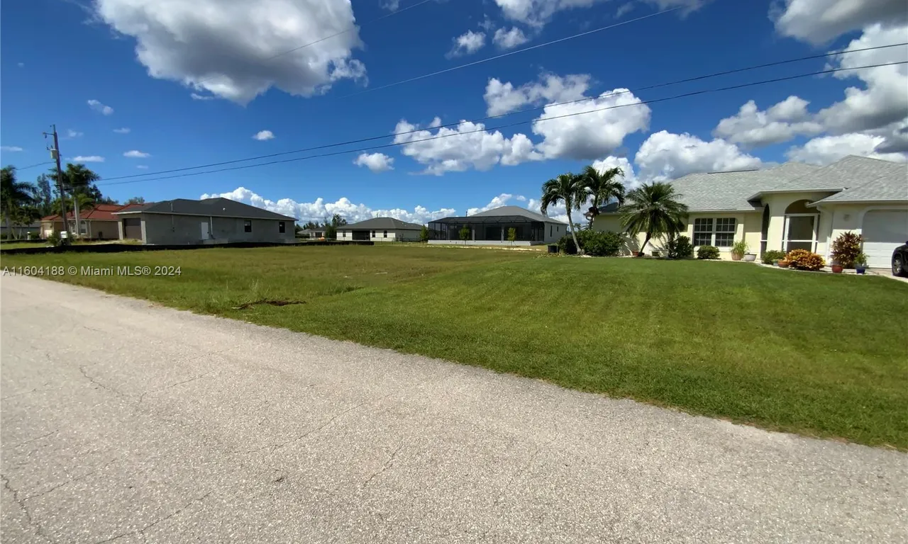 4111 NW 24 TERR, Cape Coral FL 33993