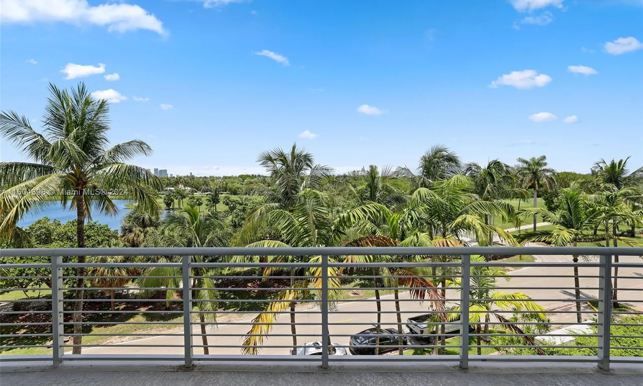 2001 Meridian Ave # 505, Miami Beach FL 33139