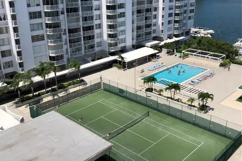 18031 Biscayne Blvd # 1002, Aventura FL 33160