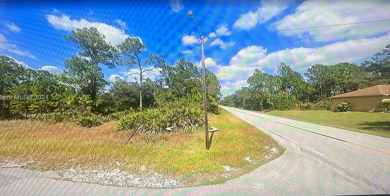 307 E 13TH ST, Other City - In The State Of Florida FL 33972