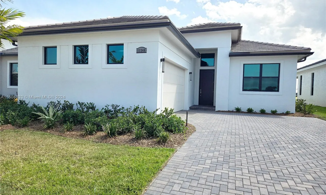 11344 SW Pietra Way, Port St. Lucie FL 34987