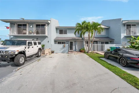 3872 SW 107th Ave # 5, Miami FL 33165