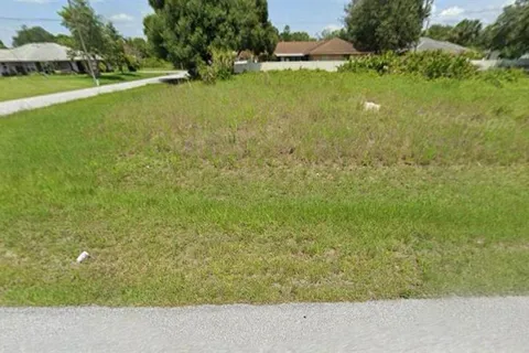 21359 leonard ave, Port Charlotte FL 33954