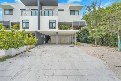 640 Fernwood Rd # 1, Key Biscayne FL 33149