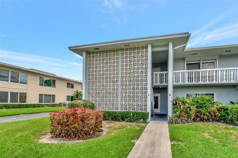 310 North Blvd # 2B, Boynton Beach FL 33435