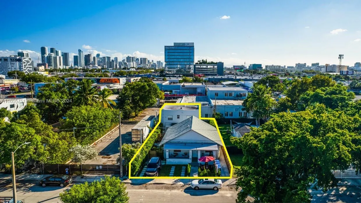 550 NW 30th St, Miami FL 33127