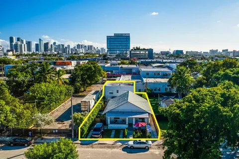 550 NW 30th St, Miami FL 33127