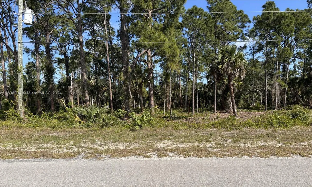 1907 Redmont Ave, Other City - In The State Of Florida FL 33972