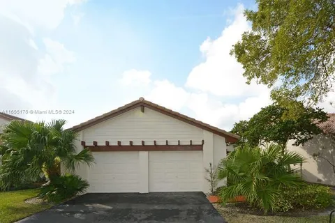 2087 Augusta # 2087, Weston FL 33326