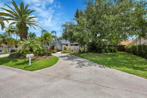 16820 SW 78th Pl, Palmetto Bay FL 33157