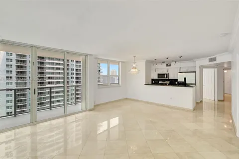 1155 Brickell Bay Dr # 1802, Miami FL 33131