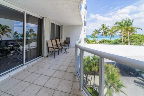 16711 Collins Ave # 303, Sunny Isles Beach FL 33160