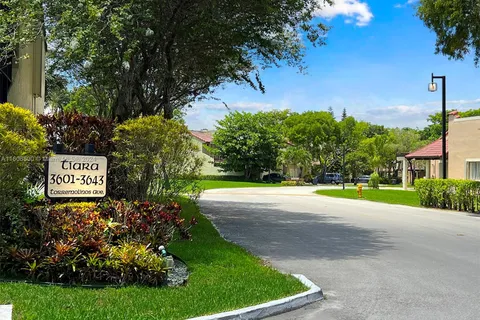 3637 Torremolinos Ave # 110, Doral FL 33178