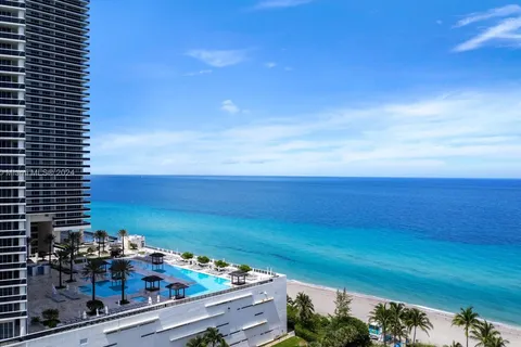 1850 S Ocean Dr # 405, Hallandale Beach FL 33009