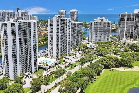 3675 N Country Club Dr # 2110, Aventura FL 33180