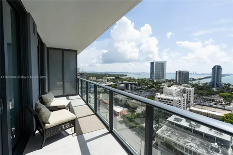 121 NE 34th St # 1706, Miami FL 33137