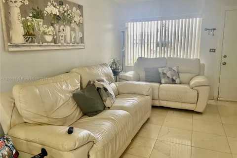 267 E 4th Ave # 5, Hialeah FL 33010