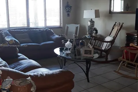 14850 Naranja Lakes Blvd, Homestead FL 33032