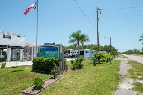 675 S Copeland Ave #12, Everglades City FL 34139