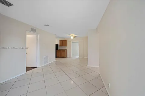 4118 NW 12th Ter, Oakland Park FL 33309