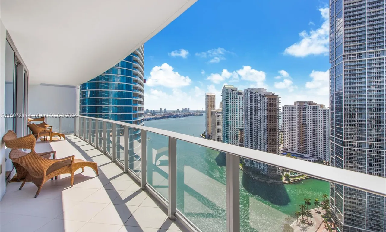 200 Biscayne Boulevard Way # 3108, Miami FL 33131