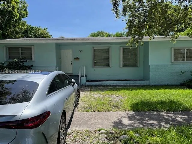 12905 NE 4th Ave, North Miami FL 33161