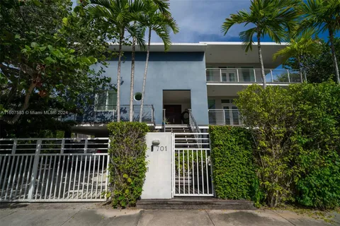 701 Fernwood Rd # A, Key Biscayne FL 33149
