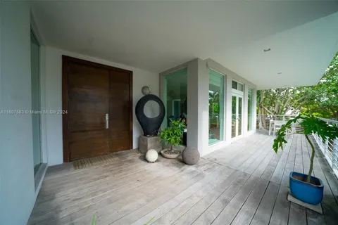 701 Fernwood Rd # A, Key Biscayne FL 33149