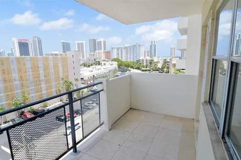 401 Golden Isles Dr # 703, Hallandale Beach FL 33009