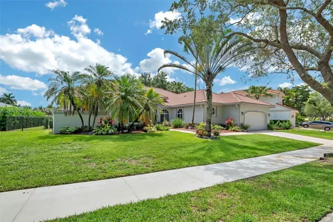 3212 Huntington, Weston FL 33332