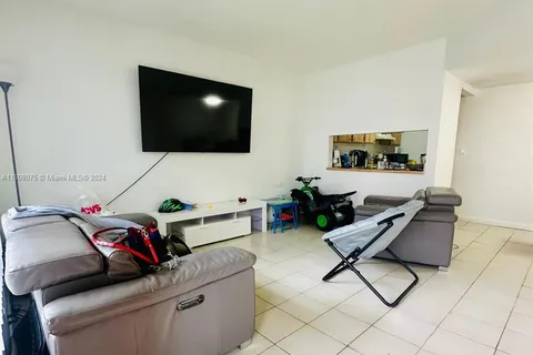 15346 SW 72 ST # 11, Miami FL 33193