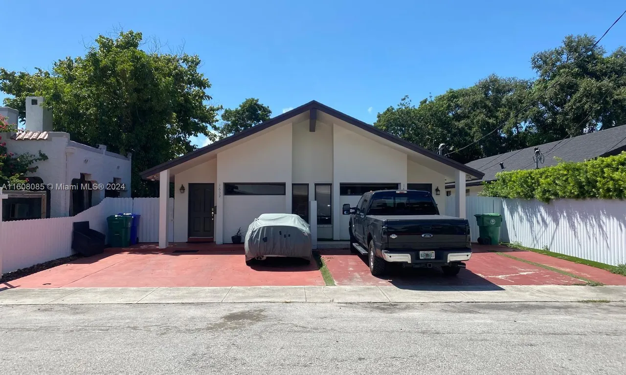 1632 SW 19th Ter, Miami FL 33145