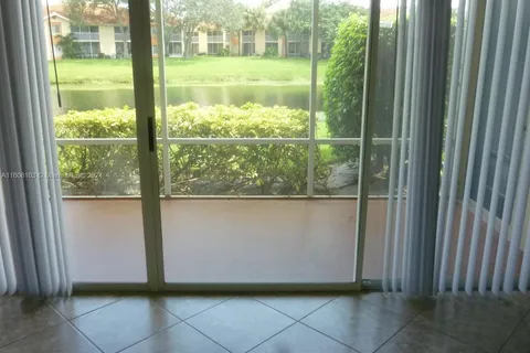 4102 Glenmoor Dr # 4102, West Palm Beach FL 33409