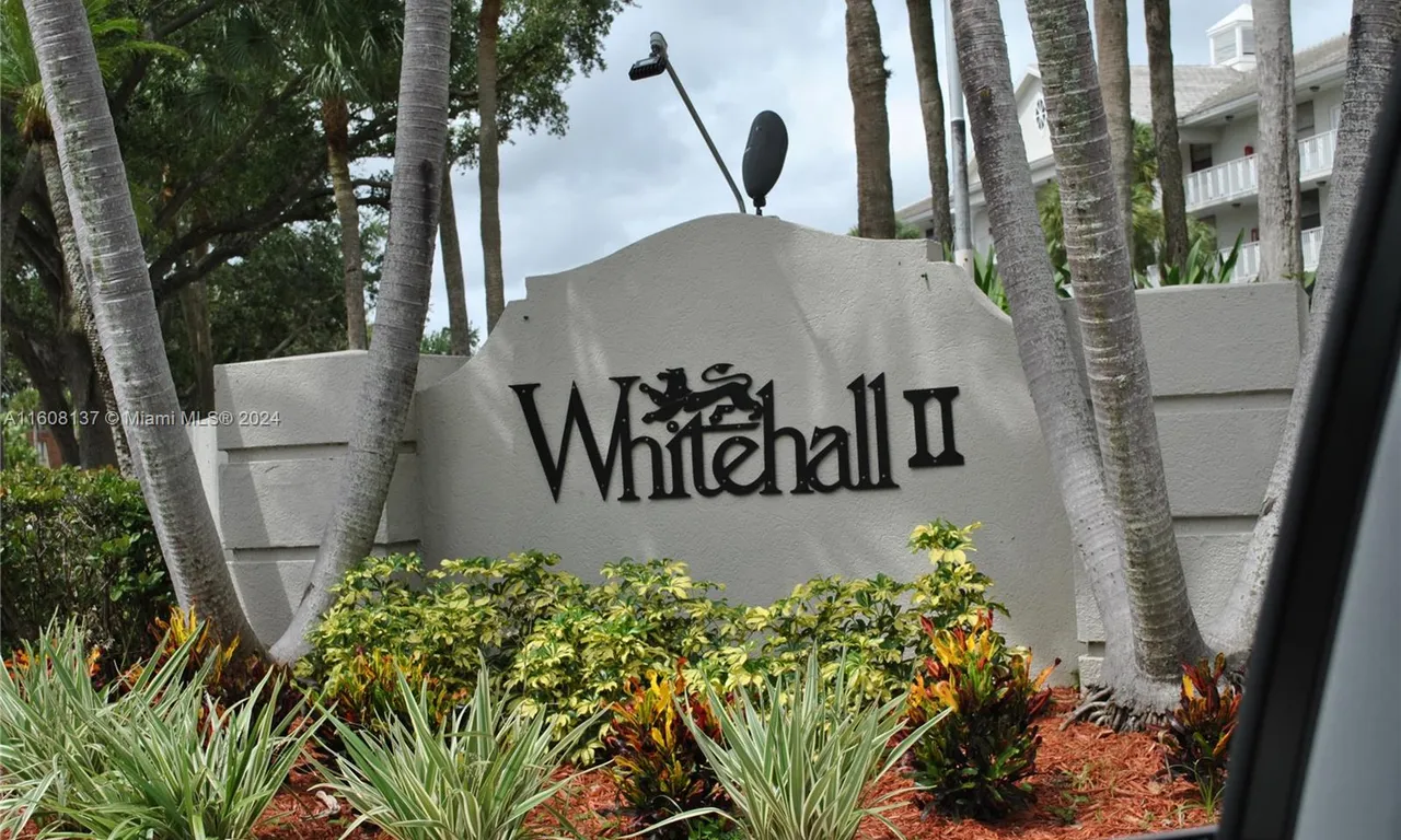 1715 Whitehall Dr # 202, Davie FL 33324