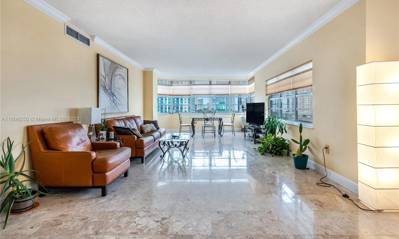 1985 S Ocean Dr # 6P, Hallandale Beach FL 33009