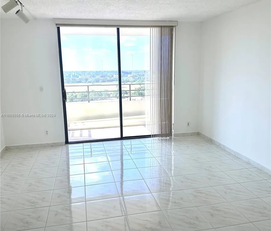 600 Three Islands Blvd # 1207, Hallandale Beach FL 33009