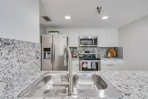 2400 SW 3rd Ave # 201, Miami FL 33129