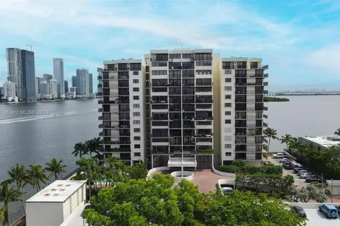 801 N Venetian # 706, Miami FL 33139