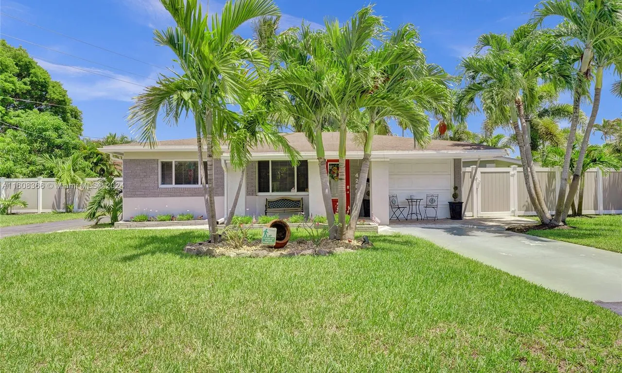 4280 NE 1st Ter, Oakland Park FL 33334