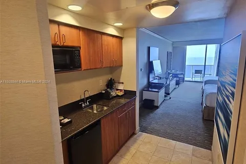 18001 Collins Ave # 2610, Sunny Isles Beach FL 33160