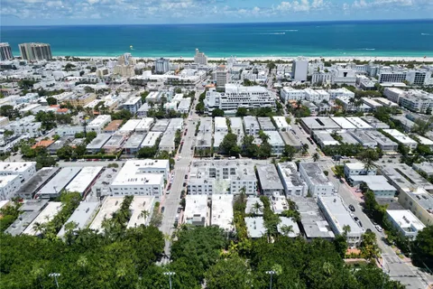 730 12th St # 10, Miami Beach FL 33139