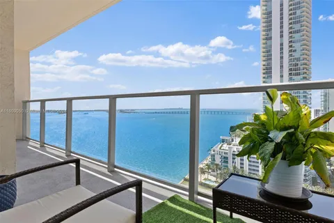 1155 Brickell Bay Dr # 2005, Miami FL 33131